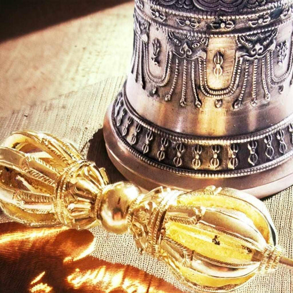 Cloche et Vajra
