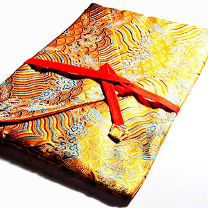 Protections Soie du Tibet | Les Livres du Dharma sont Précieux | TIBET