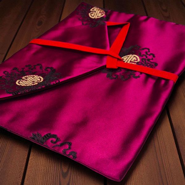 Protections Soie du Tibet | Les Livres du Dharma sont Précieux